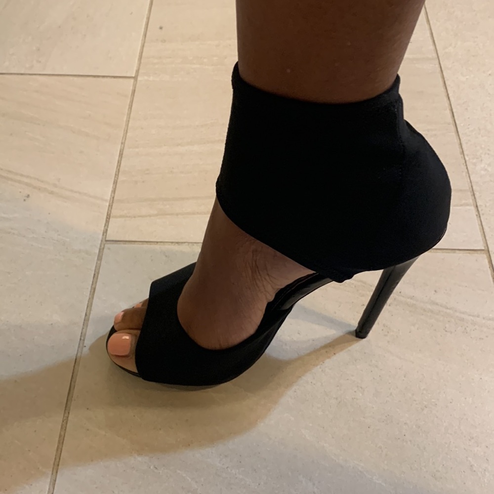 Black Steve Madden Heels, Size 8
